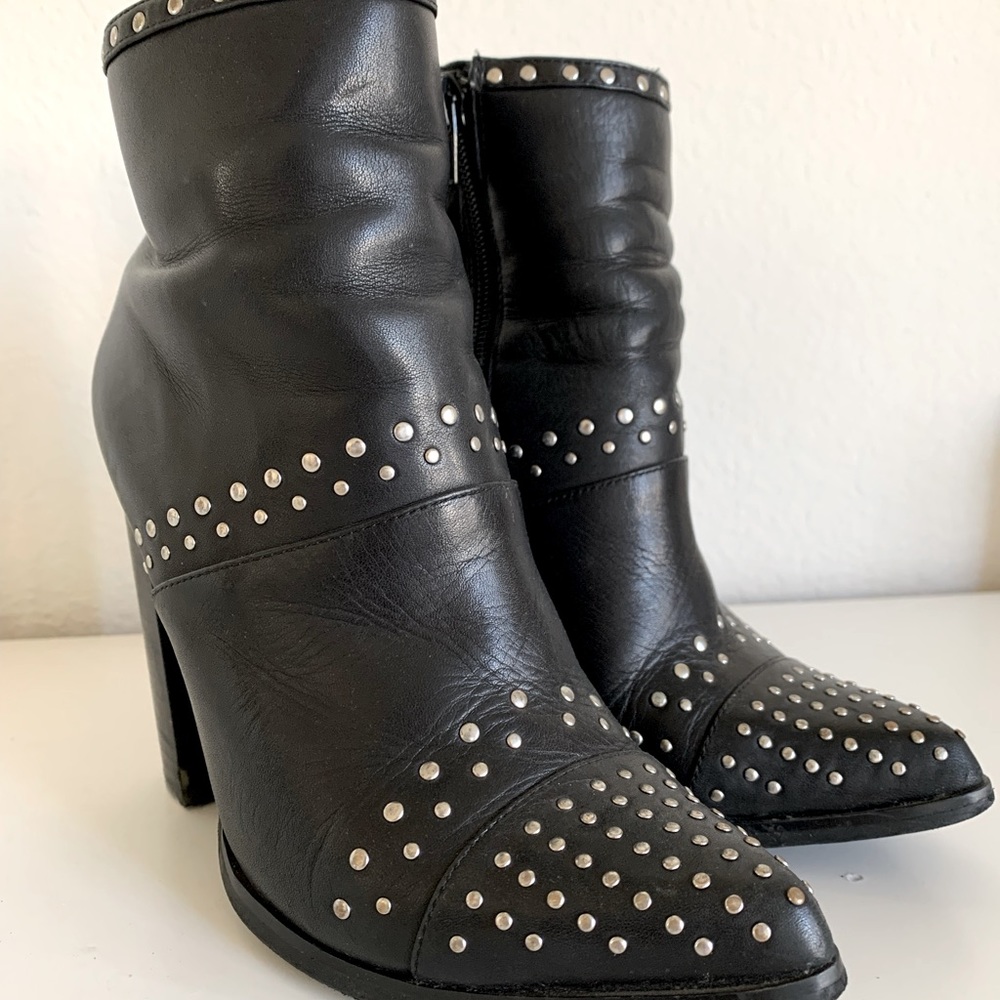 Steve Madden Amara Black Studded Real Leather Bootie